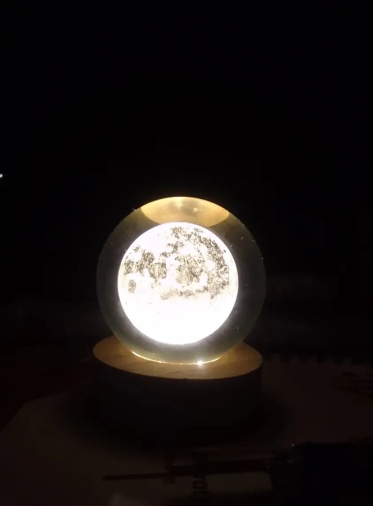 LunaGlow 3D Moonlight Lamp (copy) - Image 2