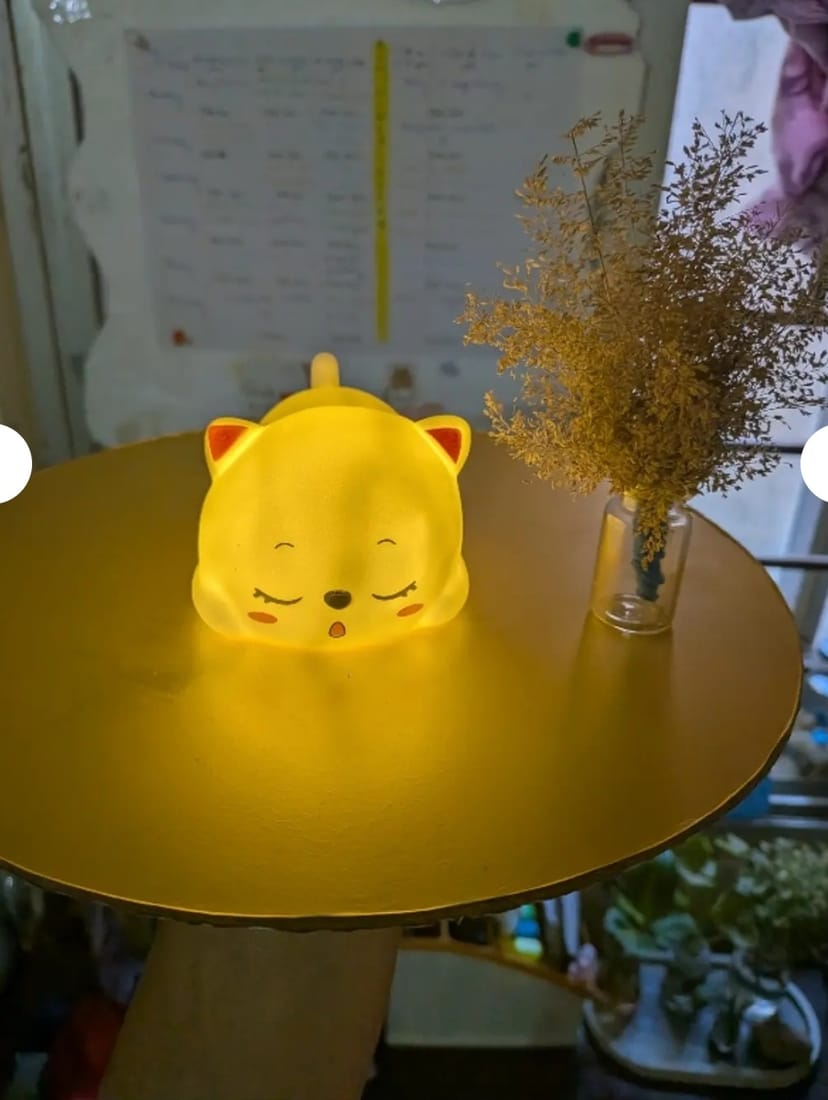 Adorable Sleepy Cat Silicone LED Lamp (Tap Control & USB Rechargeable) - Image 2